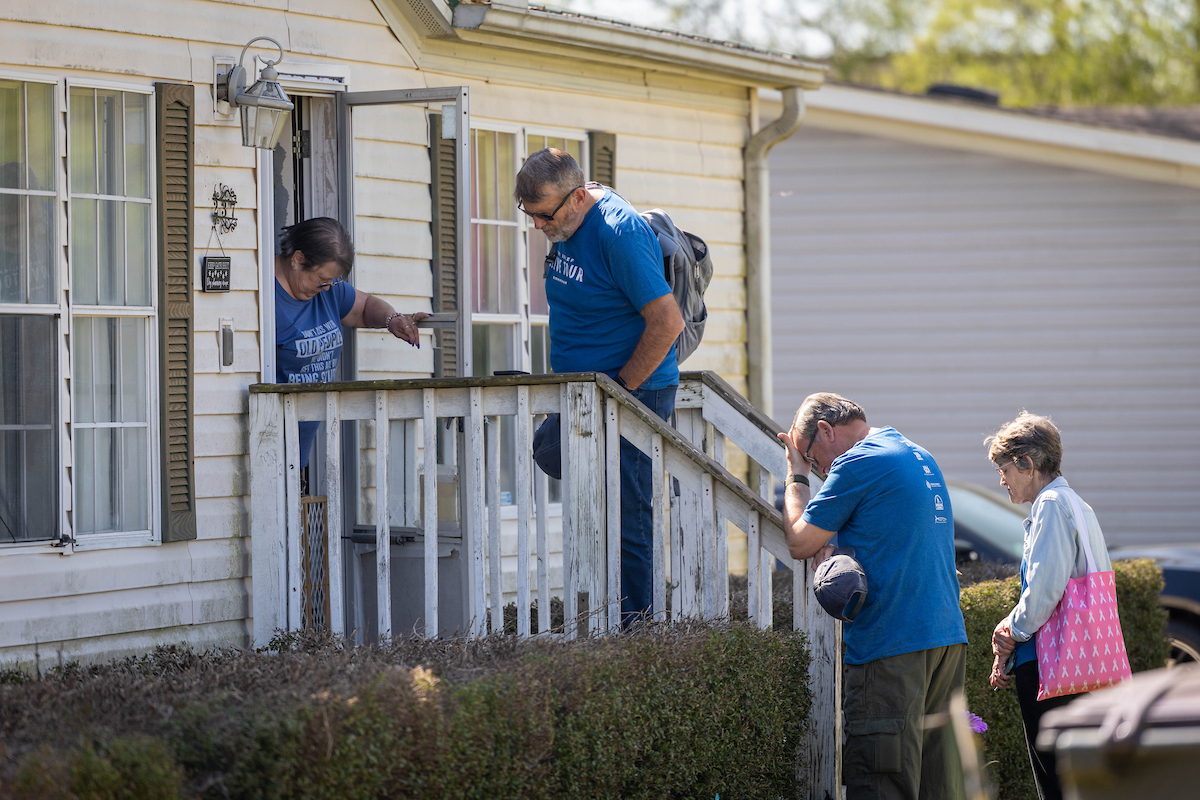 Send Relief Serve Tour Birmingham Community Meal 