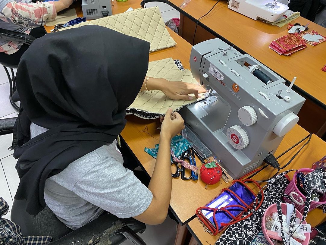 Send Relief WECI - Kita Designs - Indonesia sewing